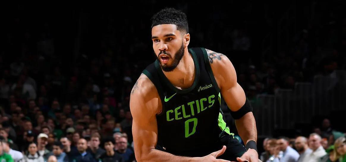 塔图姆新星比分优势明显表现惊艳，TES未来可期！的简单介绍