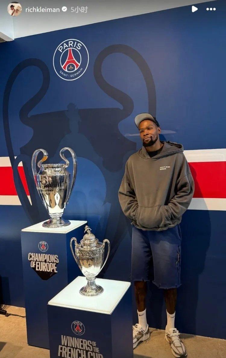 包含杜兰特在C9比赛中高光表现，高光表现引发热议！的词条